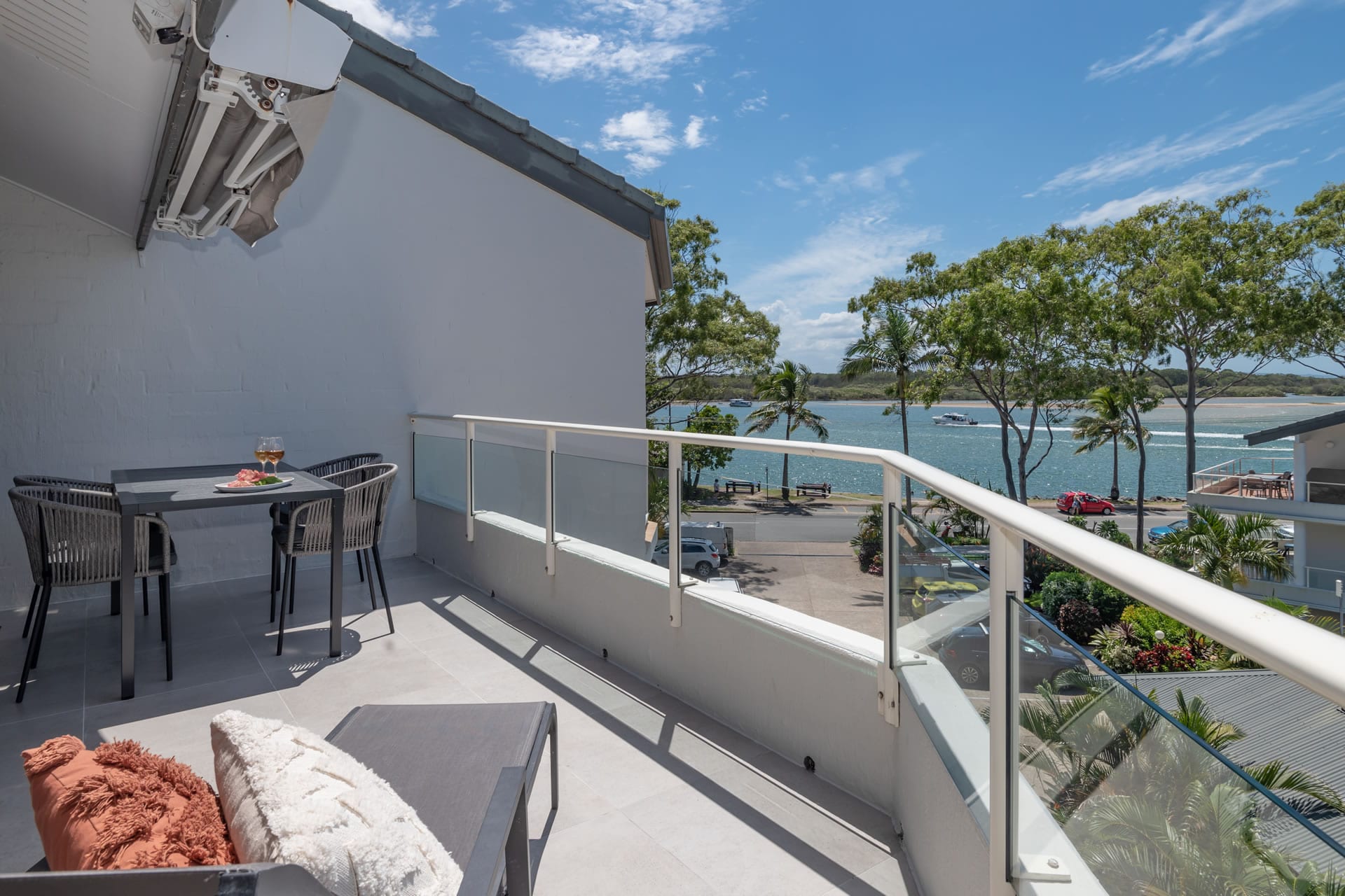 Apartment 47 01
