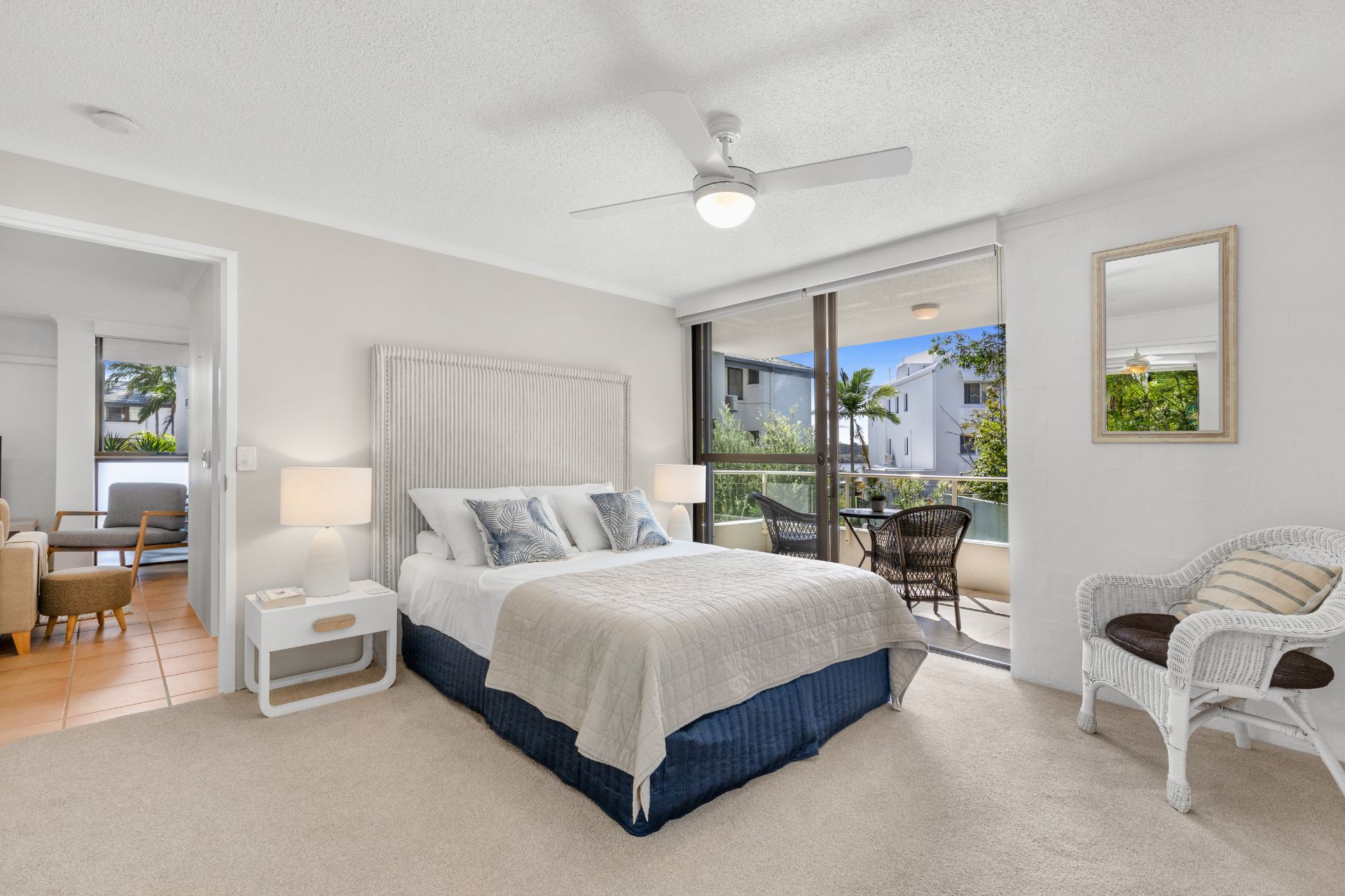 Unit 15 Munna Beach Apartments (1)